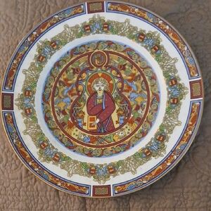 Decorative Multicolor Ceramic Celtic Plate.